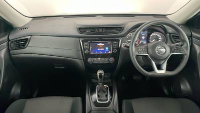 2021 NISSAN X-TRAIL interior