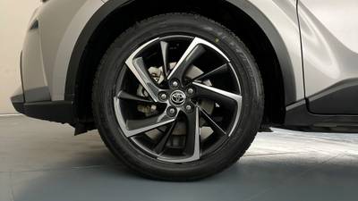 2021 TOYOTA C-HR gallery