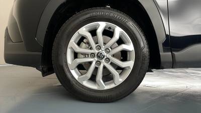 2023 TOYOTA COROLLA CROSS gallery