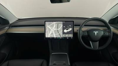 2021 TESLA MODEL 3 interior