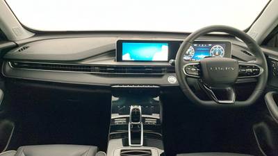 2025 CHERY TIGGO 4 interior
