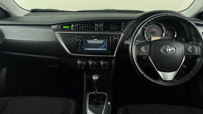 2013 TOYOTA COROLLA interior