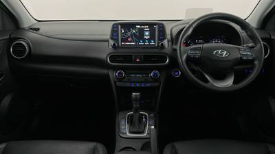 2020 HYUNDAI KONA interior