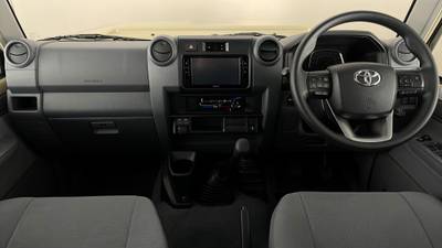 2024 TOYOTA LANDCRUISER 70 SERIES interior