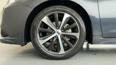 2017 SUBARU LIBERTY gallery