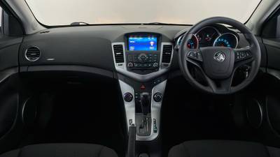 2015 HOLDEN CRUZE interior