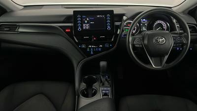 2021 Toyota Camry interior