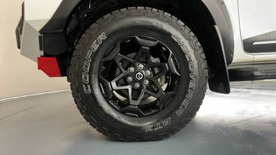 2022 NISSAN NAVARA gallery