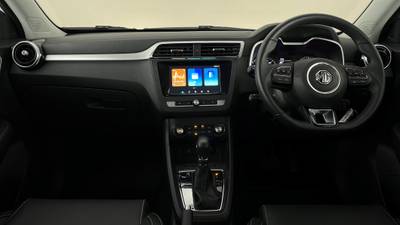 2023 MG ZS interior