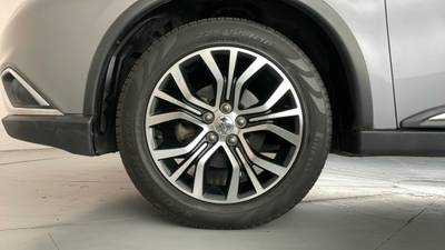2016 MITSUBISHI OUTLANDER gallery