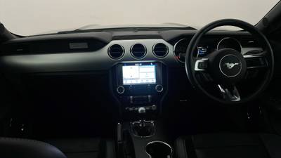 2016 FORD MUSTANG interior