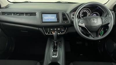 2019 HONDA HR-V interior