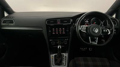 2018 VOLKSWAGEN GOLF interior