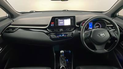 2018 Toyota C-HR interior
