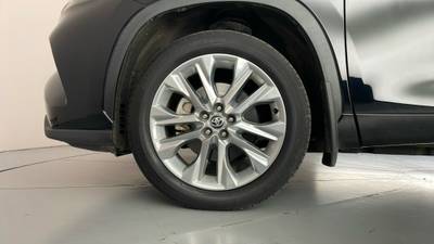 2021 TOYOTA KLUGER gallery