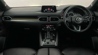 2019 MAZDA CX-8 interior