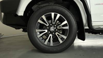 2018 HOLDEN COLORADO gallery