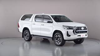 2022 TOYOTA HILUX