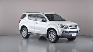 2018 ISUZU MU-X
