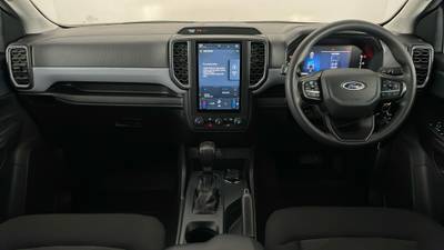 2022 FORD RANGER interior