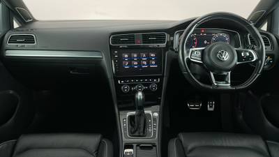 2019 VOLKSWAGEN GOLF interior