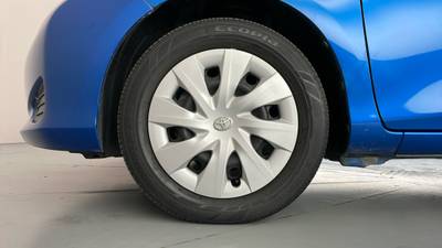 2013 TOYOTA YARIS gallery