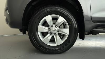 2019 TOYOTA LANDCRUISER PRADO gallery