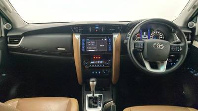2016 TOYOTA FORTUNER interior