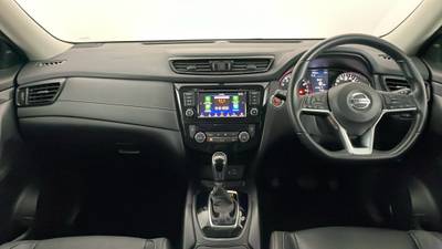2021 NISSAN X-TRAIL interior