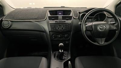 2017 MAZDA BT-50 interior