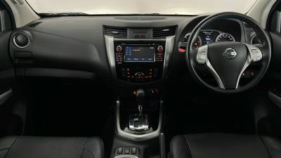2018 NISSAN NAVARA interior