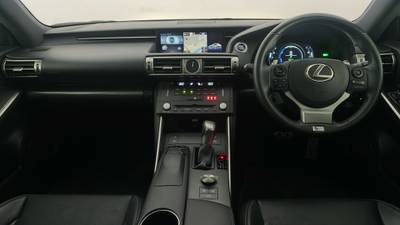 2015 Lexus IS300h interior