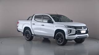 2022 MITSUBISHI TRITON