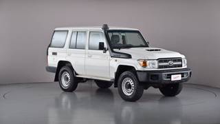 2018 TOYOTA LANDCRUISER