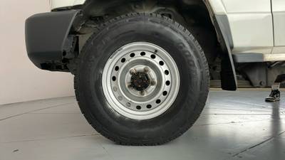 2018 TOYOTA LANDCRUISER gallery