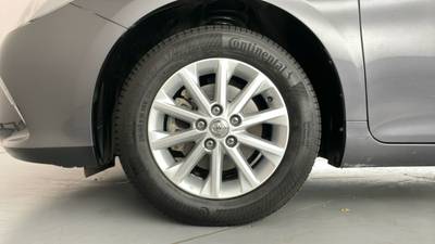 2016 TOYOTA CAMRY gallery