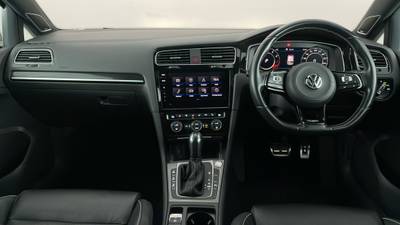 2020 VOLKSWAGEN GOLF interior