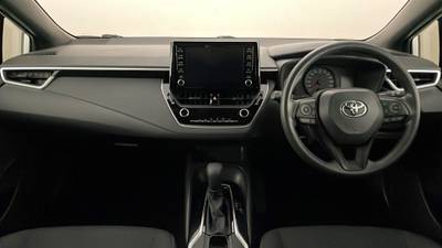 2022 TOYOTA COROLLA interior
