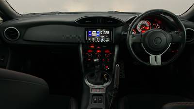 2015 TOYOTA 86 interior