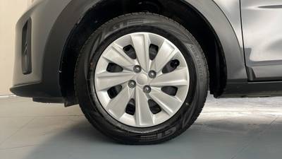 2021 KIA STONIC gallery