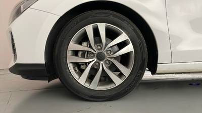 2017 HYUNDAI I30 gallery
