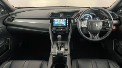 2017 Honda Civic interior