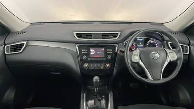 2015 NISSAN X-TRAIL interior