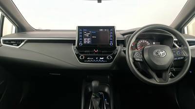 2022 TOYOTA COROLLA interior