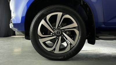 2021 ISUZU MU-X gallery