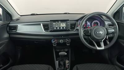 2018 KIA RIO interior
