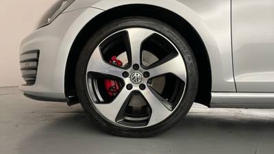 2015 VOLKSWAGEN GOLF gallery