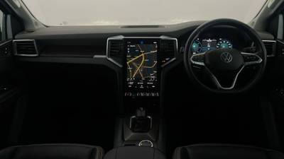 2023 VOLKSWAGEN AMAROK interior