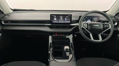 2022 GWM HAVAL H6 interior