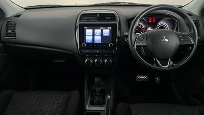 2021 Mitsubishi ASX interior